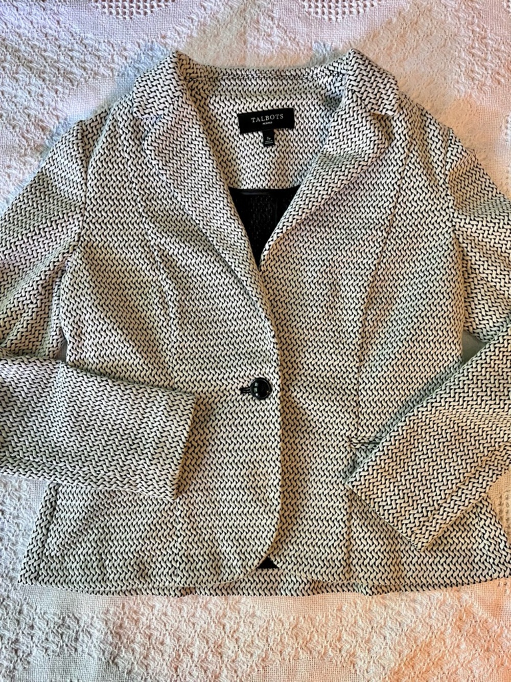Talbots Black and White Knit-Textured Single-Button Blazer - Picture 3 of 8